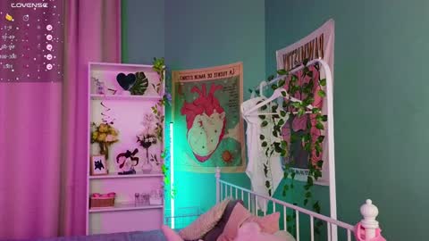 Vamp  online show from February 6, 1:16 am