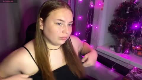 darkcharm1 online show from December 21, 7:48 am