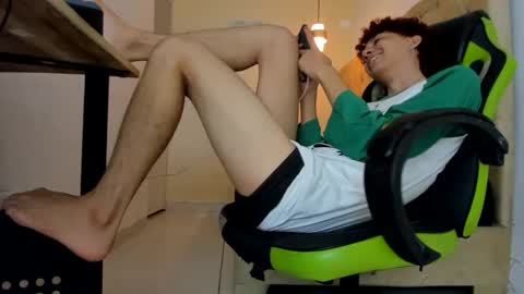 darkknightx01 online show from October 5, 2:31 am