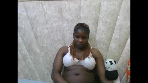 Snapshot of darknipples2 chatting on September 18, 12:14 am SHANICE online show from September 18, 12:14 am