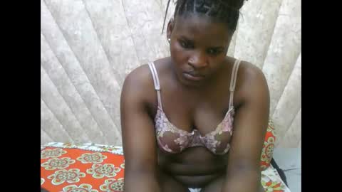 Snapshot of darknipples2 chatting on October 5, 3:08 pm SHANICE online show from October 5, 3:08 pm