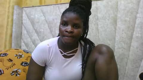 Snapshot of darknipples2 chatting on October 16, 7:46 pm SHANICE online show from October 16, 7:46 pm