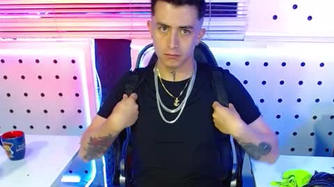 DARKO0717 online show from November 27, 11:40 am