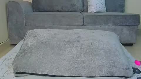 darkskinebony online show from March 21, 8:30 am