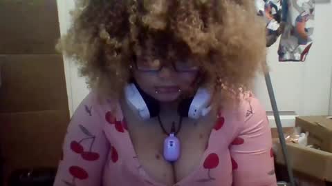 DarkSundaze online show from June 18, 11:43 pm