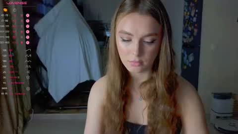 Snapshot of darlina_ryan chatting on October 12, 2:42 pm Darlina online show from October 12, 2:42 pm