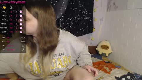 Snapshot of darling_tony18 chatting on October 14, 4:43 pm darling_tony18 online show from October 14, 4:43 pm