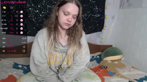 Snapshot of darling_tony18 chatting on October 11, 6:22 pm darling_tony18 online show from October 11, 6:22 pm