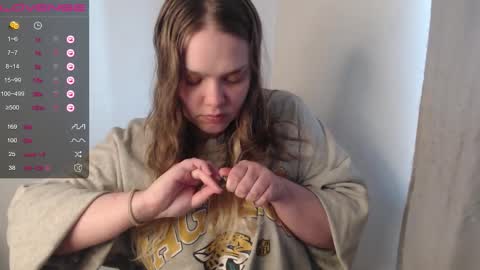 Snapshot of darling_tony18 chatting on September 11, 3:13 pm darling_tony18 online show from September 11, 3:13 pm