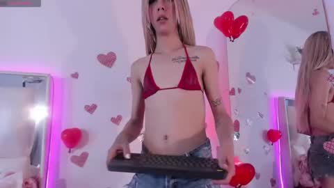 darlyn_tenderhot__ online show from February 10, 7:50 pm