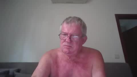 darwincock online show from April 23, 2:30 am