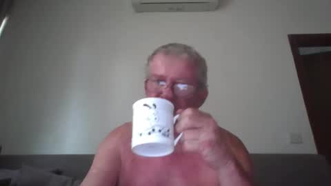 darwincock online show from April 26, 1:47 am