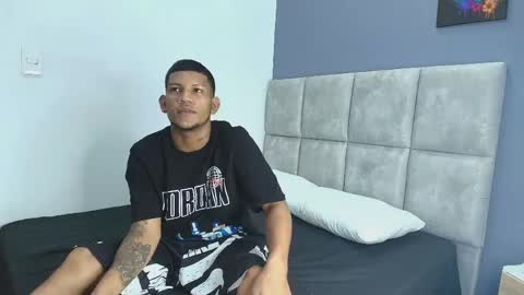 darwinwavex online show from April 15, 2:09 pm