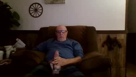 dave571960 online show from October 26, 10:49 am