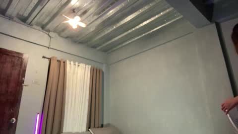 Snapshot of daveboyyy chatting on September 12, 2:19 pm Scarlet thesexiest online show from September 12, 2:19 pm