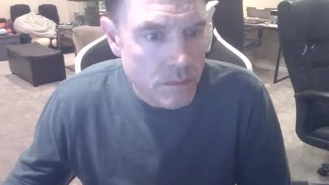 daved14u online show from April 30, 5:23 am