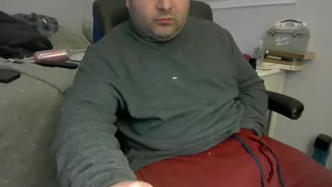 daveishorny1988 online show from December 15, 12:28 am