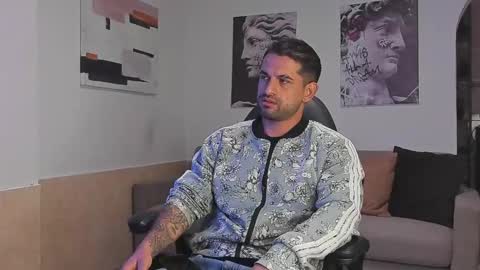 Snapshot of davevilboy chatting on October 4, 2:04 pm Daves online show from October 4, 2:04 pm
