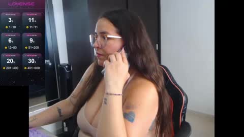 daviana online show from September 22, 7:07 pm