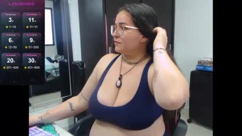 daviana online show from April 1, 12:39 pm