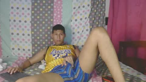 david_efrem online show from December 3, 2:09 am