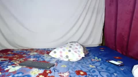 david_efrem online show from February 4, 11:59 pm