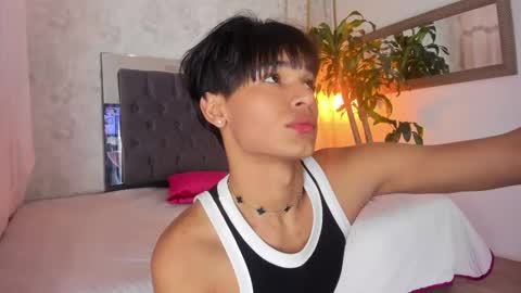 Snapshot of david_lux chatting on October 4, 6:06 pm David online show from October 4, 6:06 pm