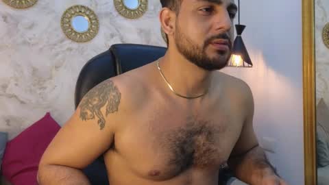 Snapshot of david_oliveira chatting on March 10, 12:49 pm JF oliveira online show from March 10, 12:49 pm
