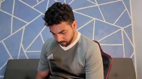JF oliveira online show from May 13, 5:22 pm