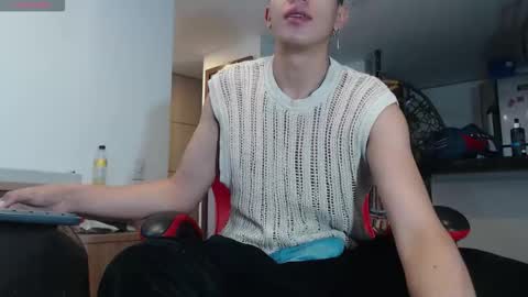 Snapshot of david_savage_ chatting on October 16, 12:38 pm david online show from October 16, 12:38 pm