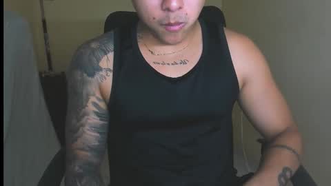 Snapshot of davidlenonn_ chatting on September 30, 7:08 am Lennon online show from September 30, 7:08 am