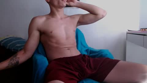 Snapshot of davidsalazar33 chatting on February 17, 9:10 pm davidsalazar33 online show from February 17, 9:10 pm
