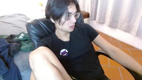 Snapshot of davoxer chatting on September 24, 2:40 am davoxer online show from September 24, 2:40 am