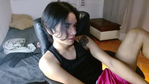 Snapshot of davoxer chatting on October 10, 4:51 am davoxer online show from October 10, 4:51 am