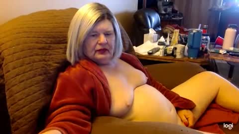 dawndoesall online show from February 5, 5:09 pm