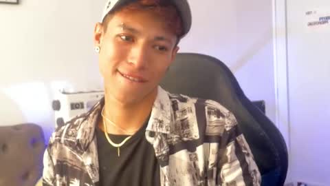 Daxon online show from February 20, 5:04 pm