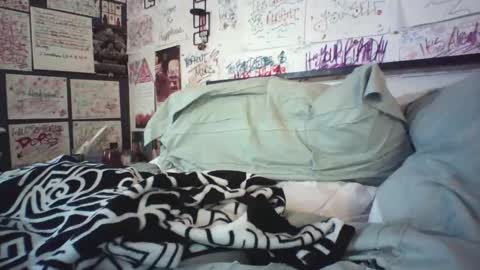 dbeamon92 online show from March 16, 12:53 pm