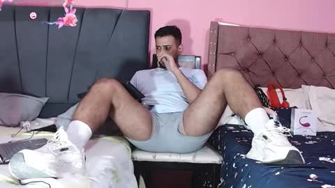 Snapshot of dcollins_ chatting on December 9, 12:34 am dcollins_ online show from December 9, 12:34 am