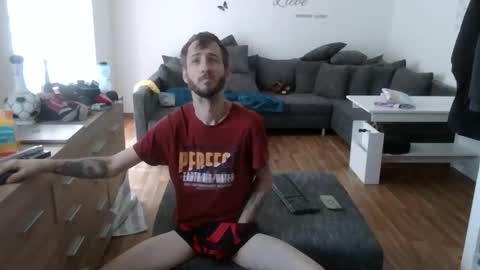 robert online show from March 22, 4:11 pm