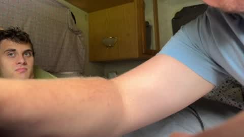 deafguyproud69 online show from June 15, 2:31 pm