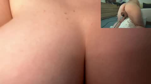 DEAF Zoe and NaughtiestGal Misty online show from October 10, 6:36 pm