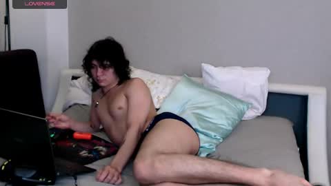 dean_raven online show from May 1, 11:32 pm