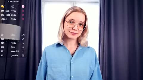 Snapshot of deannmaslen chatting on October 10, 5:24 am Charlie 18yo online show from October 10, 5:24 am