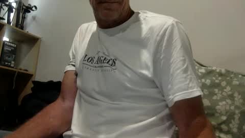 deanofflove221000 online show from March 24, 5:35 am