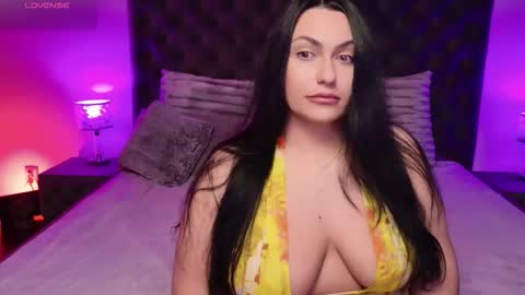 debinnyneanalover online show from June 3, 9:34 am