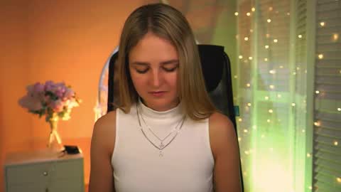 Debora online show from April 6, 3:15 am