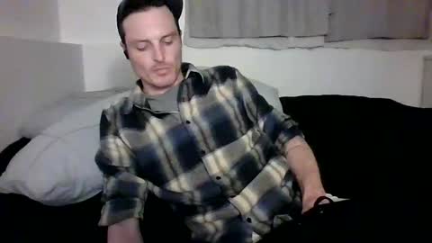 Dee4dayz online show from May 15, 3:26 am