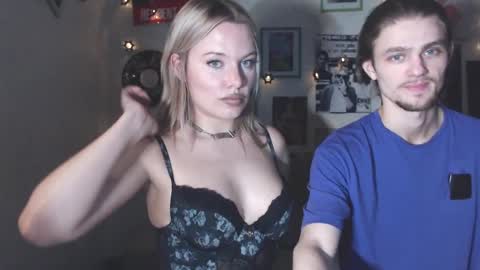 deepholedayss online show from April 6, 10:05 am