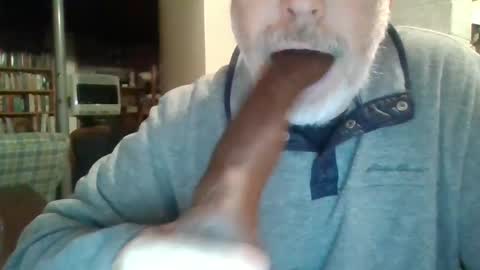 Deepthroat My Big Dildos online show from February 21, 8:16 pm