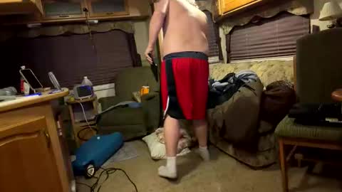 deezenutz64 online show from March 22, 7:45 am